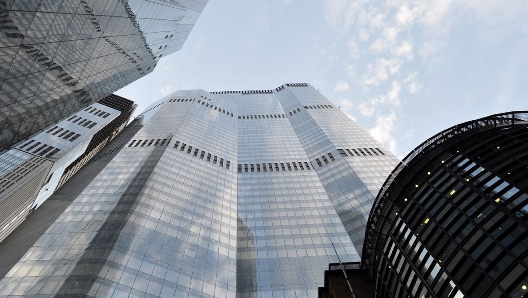 PARTNER FROM START TO FUTURE.